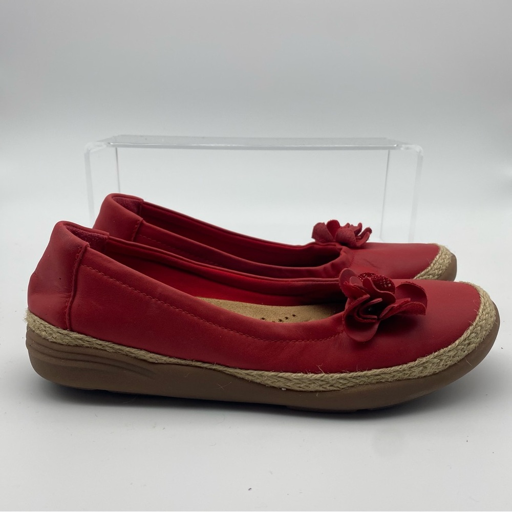Clarks Espadrille Women Size 7.5 M Flats Red Leather Shoes Slip On Comfort